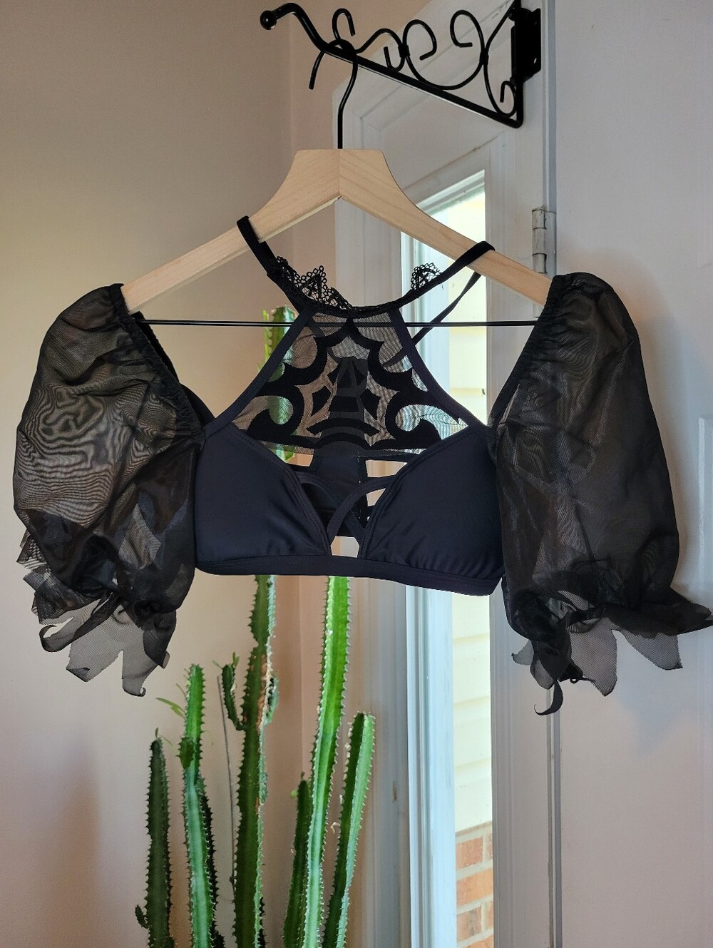 Haikyuu NieR:Automata YoRHa No.2 (2B) Cosplay Bikini Swimsuit Top,‎ Size S